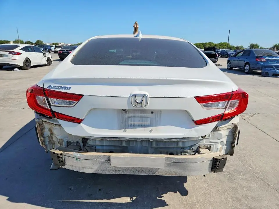 2020 HONDA ACCORD LX  