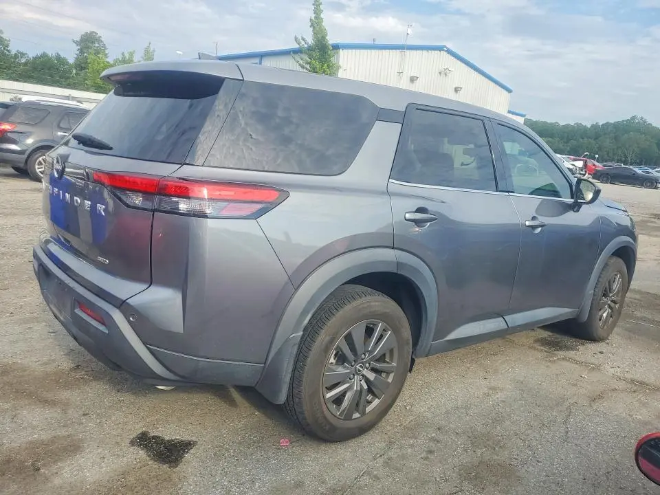 2024 NISSAN PATHFINDER S  