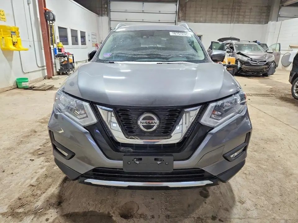 2018 NISSAN ROGUE SL  