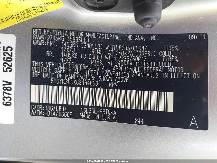 2012 TOYOTA SIENNA XLE V6 8 PASSENGER