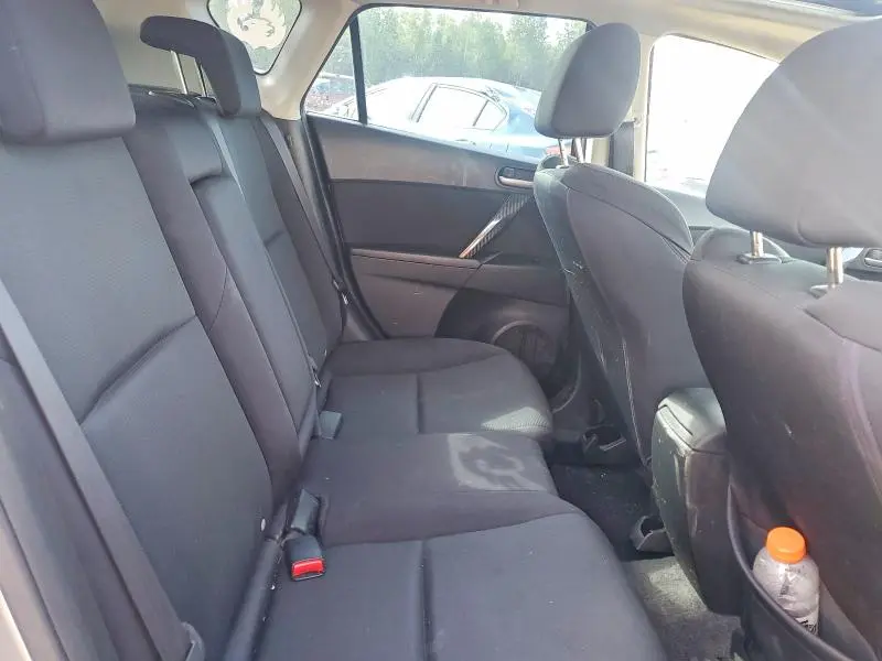 2010 MAZDA 3 S  