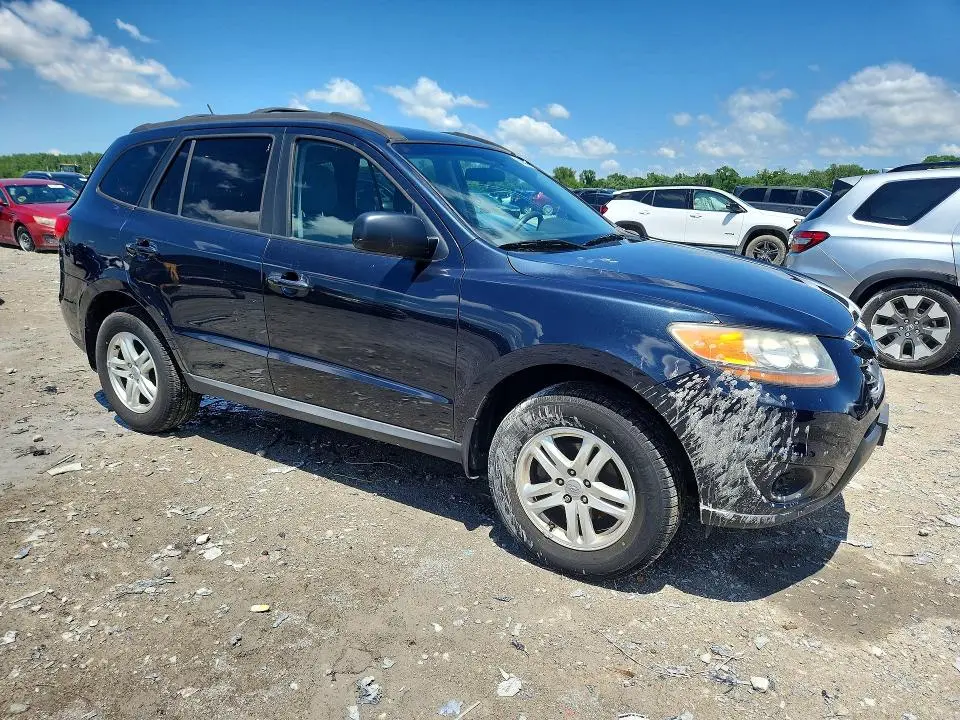 2011 HYUNDAI SANTA FE GLS  