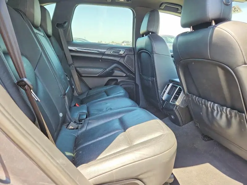 2012 PORSCHE CAYENNE   