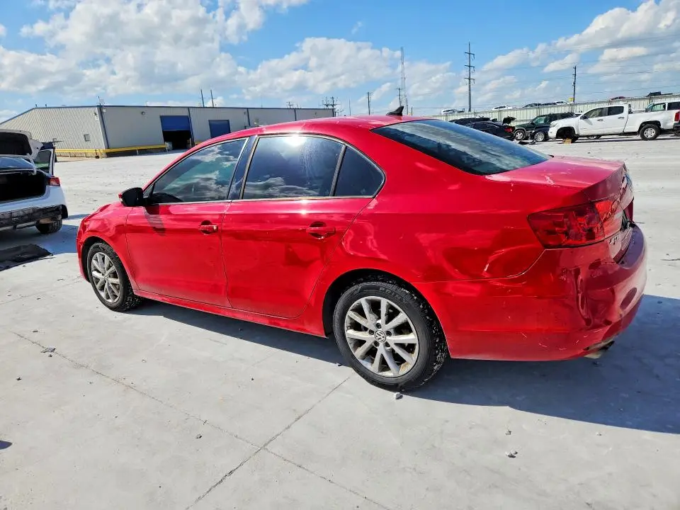2012 VOLKSWAGEN JETTA SE  