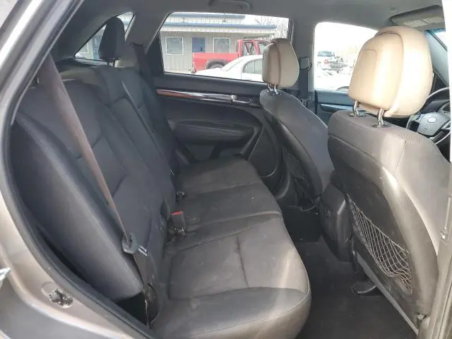 2011 KIA SORENTO BASE  