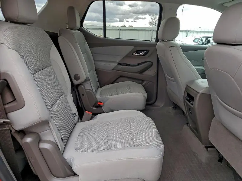 2018 CHEVROLET TRAVERSE LT  