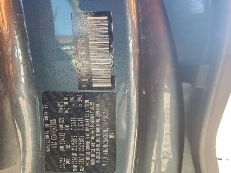 2022 KIA CARNIVAL EX  