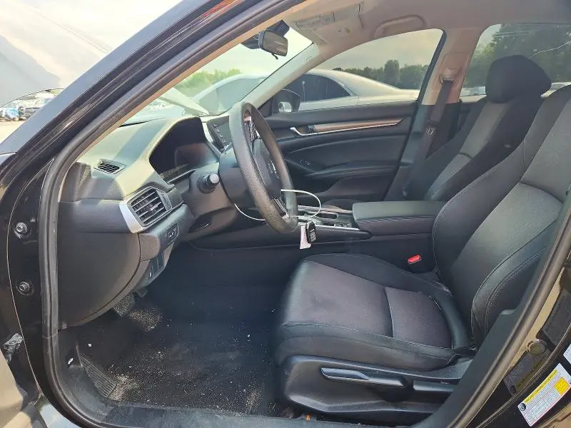 2019 HONDA ACCORD LX  