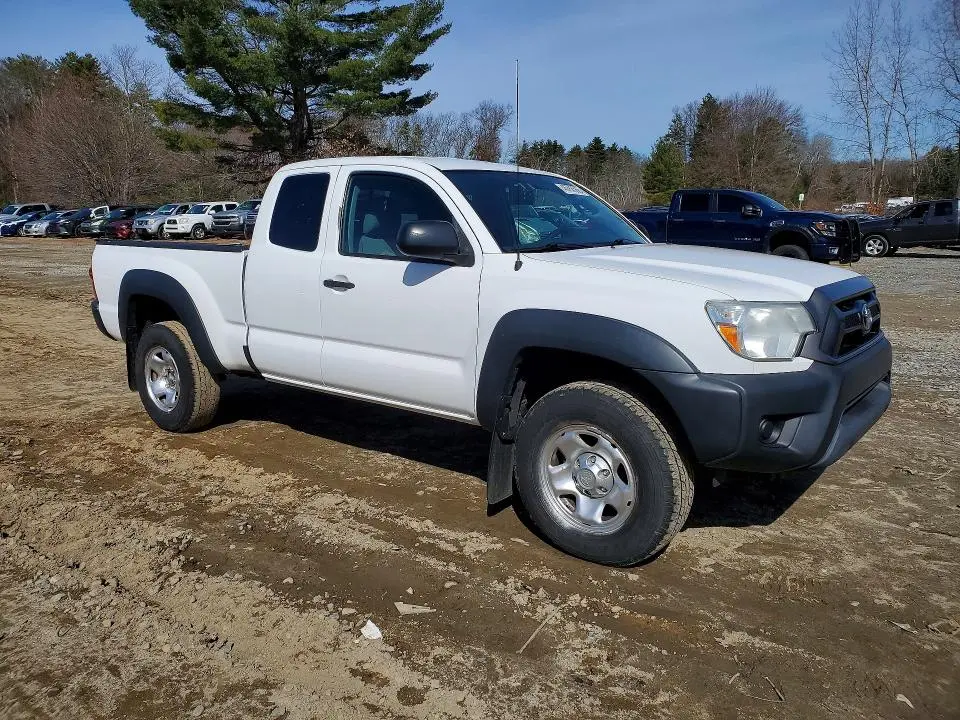 2015 TOYOTA TACOMA BASE  