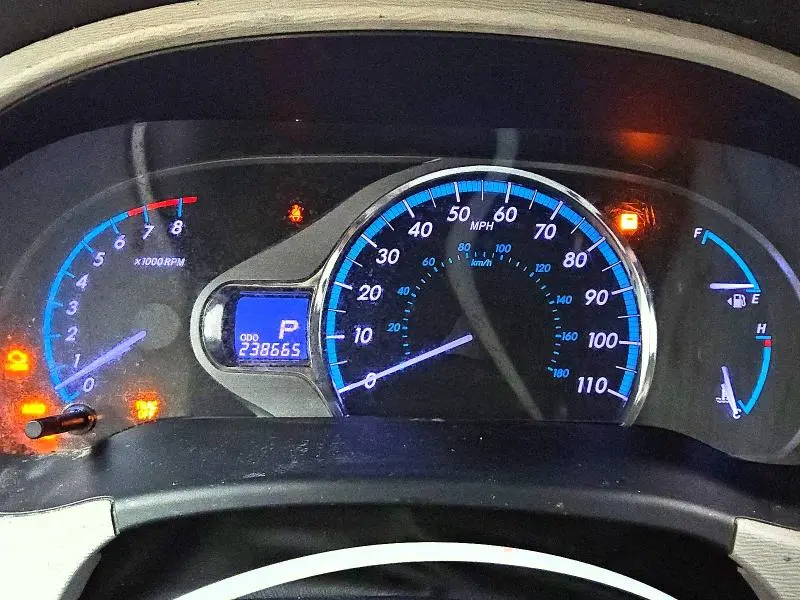 2014 TOYOTA SIENNA XLE 7-PASSENGER  