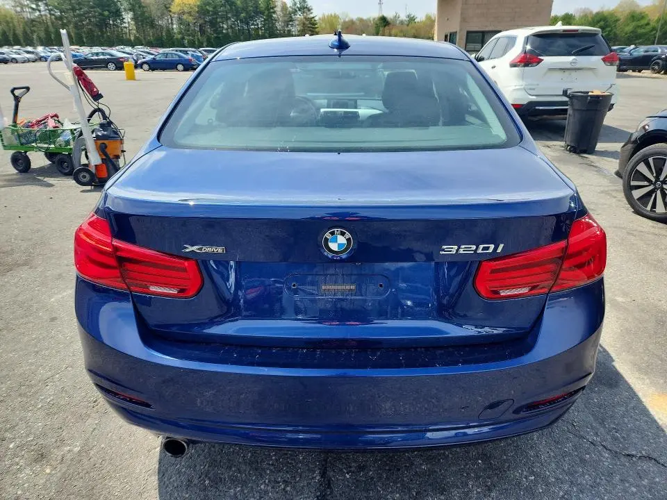 2018 BMW 320 XI  