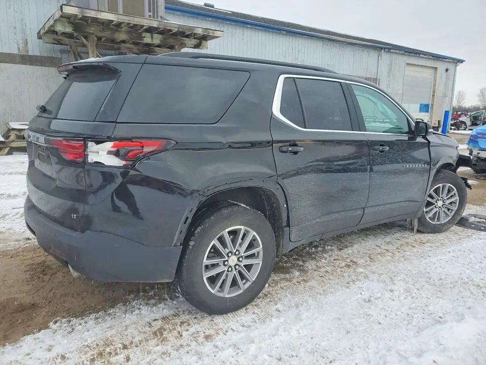 2023 CHEVROLET TRAVERSE LT  