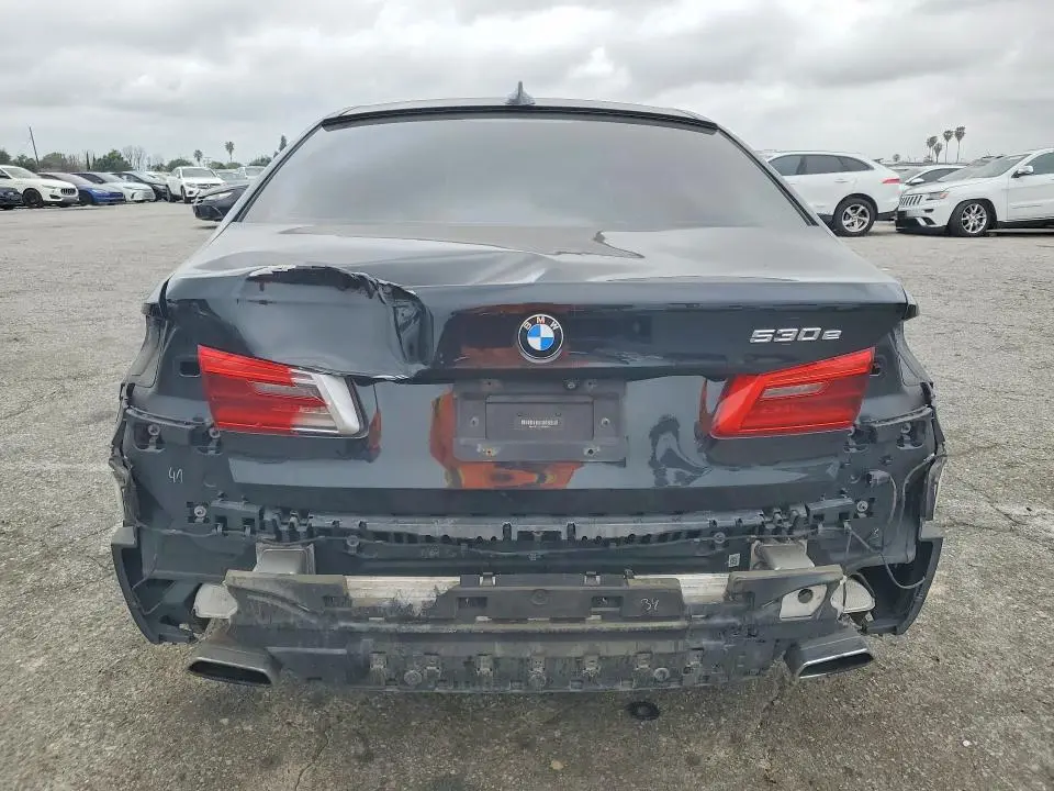 2018 BMW 530XE   