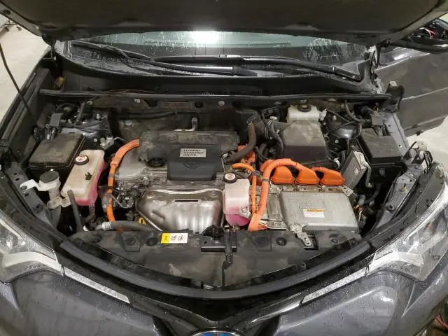 2017 TOYOTA RAV4 HV LE  