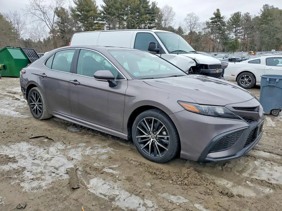 2024 TOYOTA CAMRY SE NIGHT SHADE  