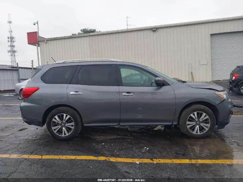 2017 NISSAN PATHFINDER SL