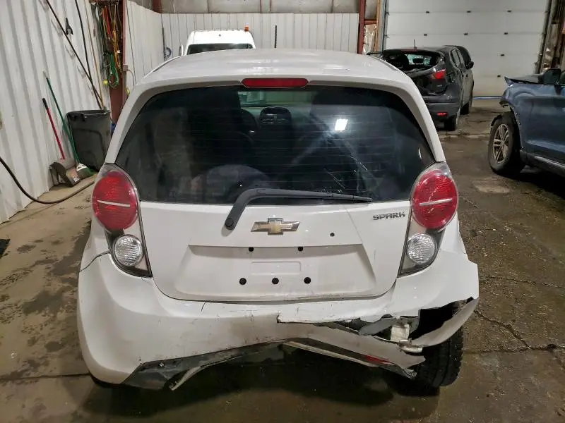 2015 CHEVROLET SPARK 1LT  