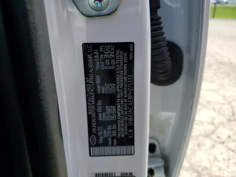 2023 HYUNDAI TUCSON SE  