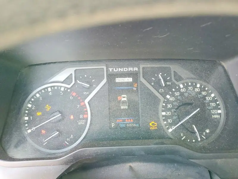 2024 TOYOTA TUNDRA SR5  