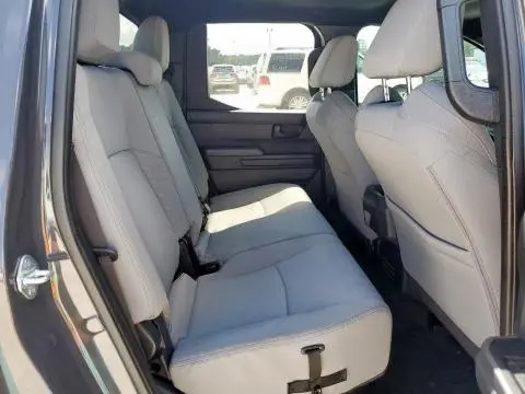 2024 TOYOTA TACOMA DOUBLE CAB  