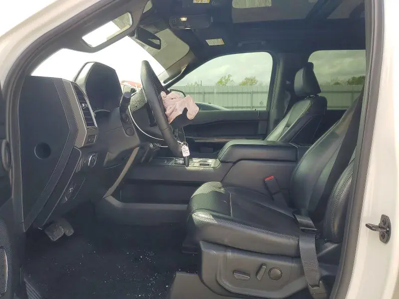 2021 FORD EXPEDITION XLT  