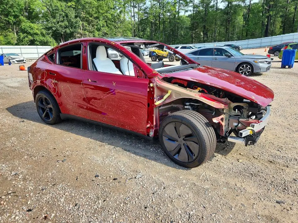 2026 TESLA MODEL Y   