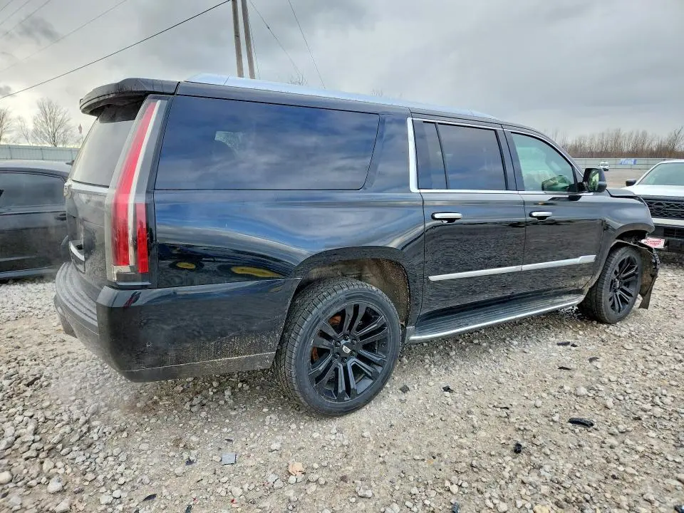 2017 CADILLAC ESCALADE ESV LUXURY  