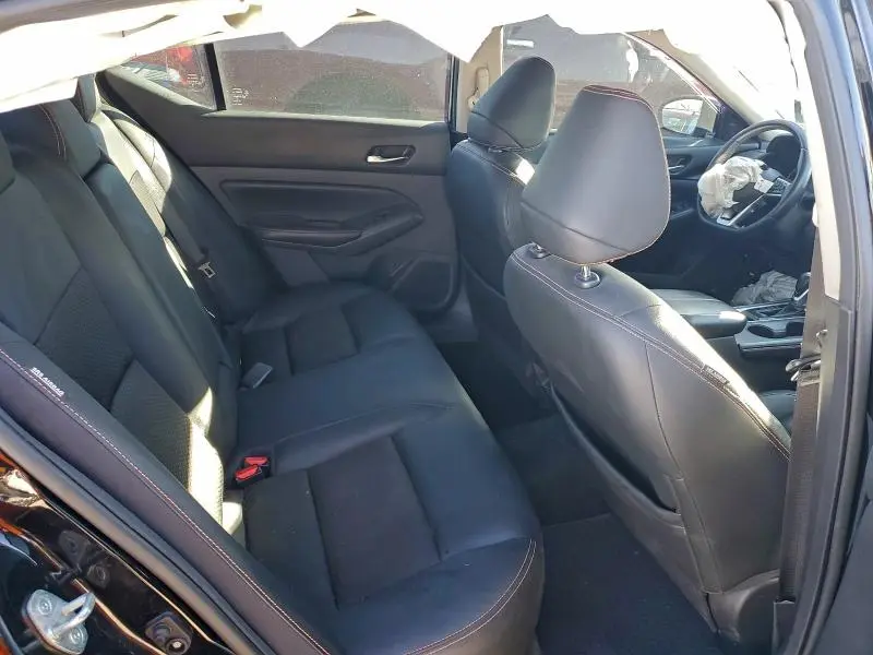 2019 NISSAN ALTIMA SR  