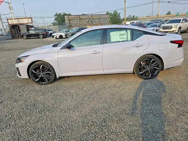 2025 NISSAN ALTIMA SR  