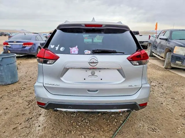 2019 NISSAN ROGUE SL  