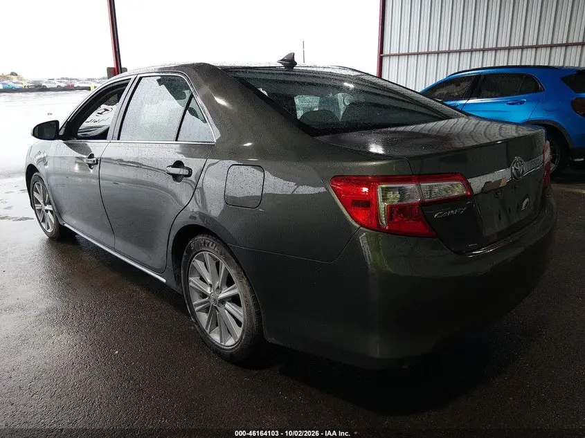 2012 TOYOTA CAMRY XLE V6