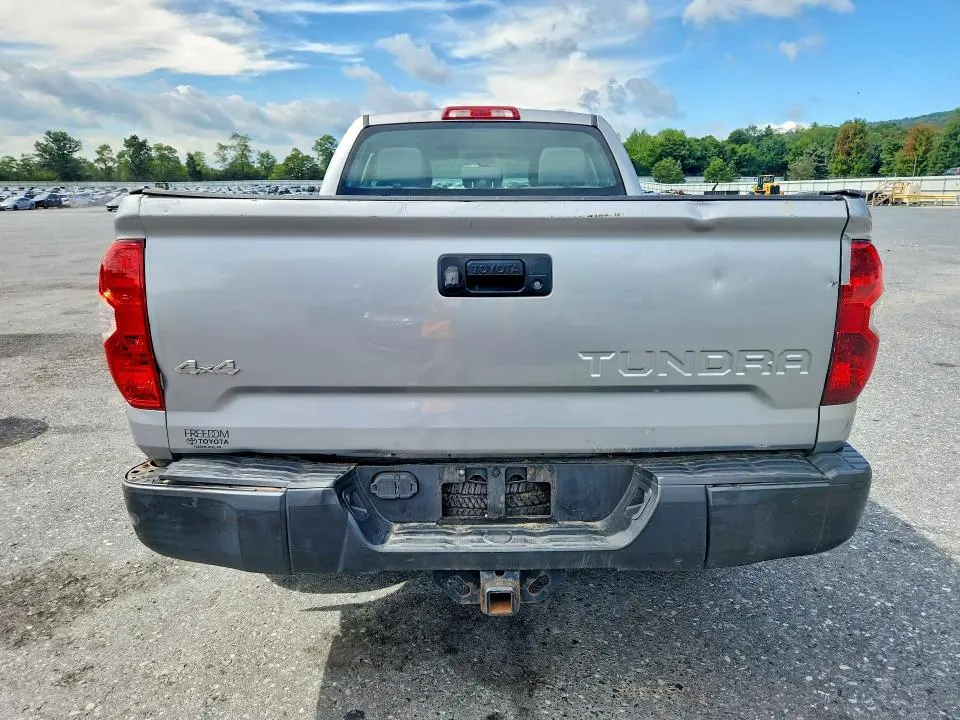 2014 TOYOTA TUNDRA SR  