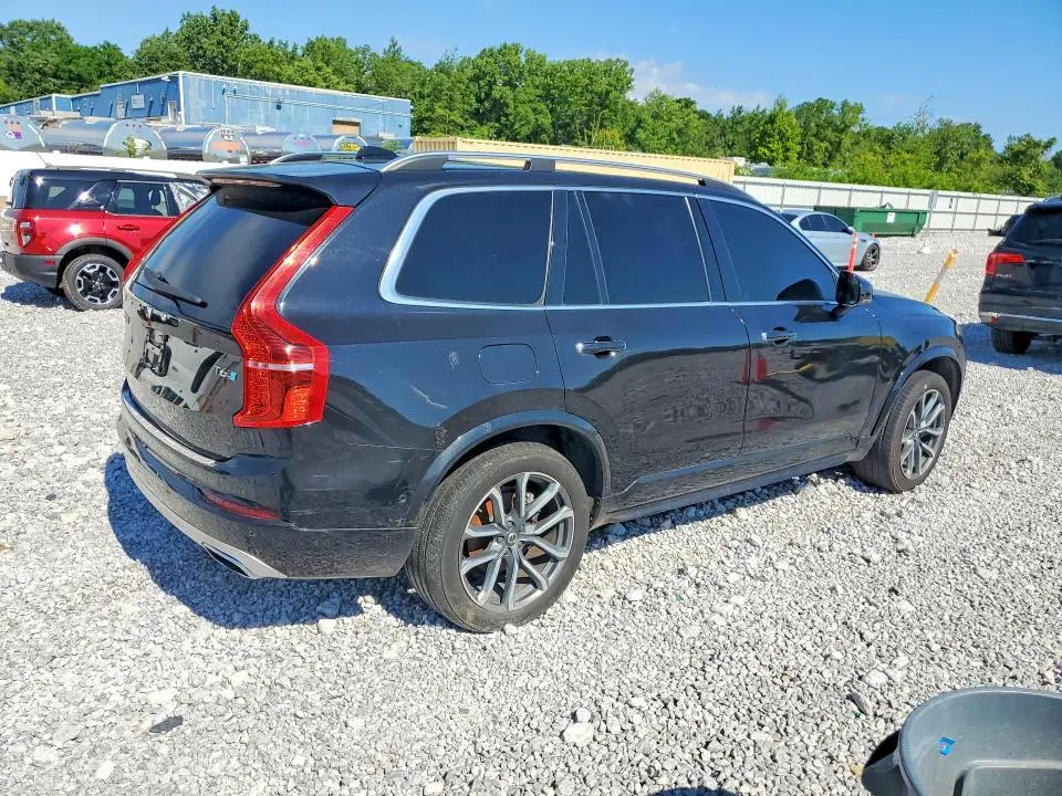 2017 VOLVO XC90 T6  