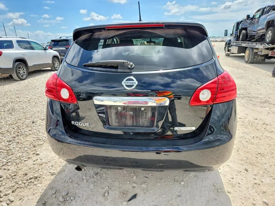 2013 NISSAN ROGUE S  