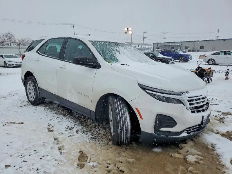 2022 CHEVROLET EQUINOX LS  