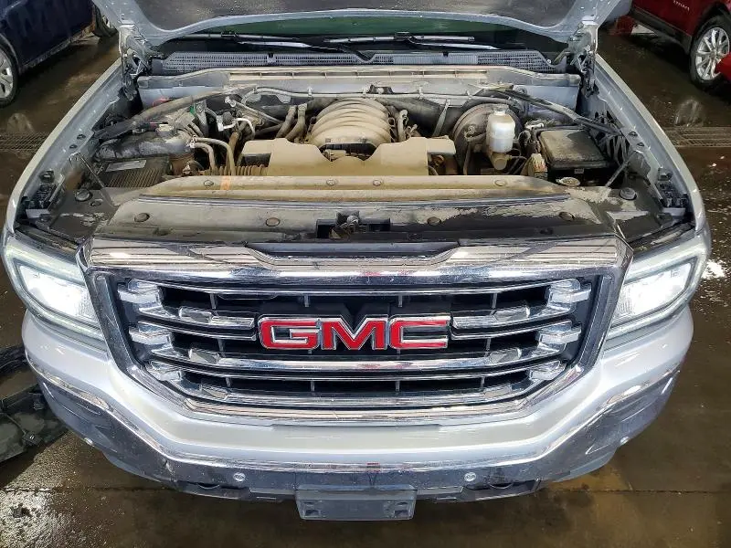 2018 GMC SIERRA K1500 SLT  