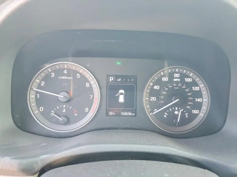 2018 HYUNDAI TUCSON SE  