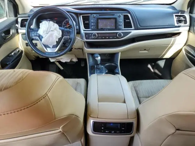 2015 TOYOTA HIGHLANDER LE  