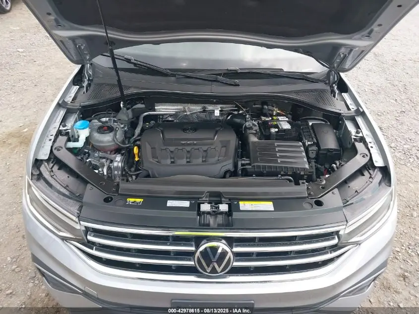 2023 VOLKSWAGEN TIGUAN 2.0T SE