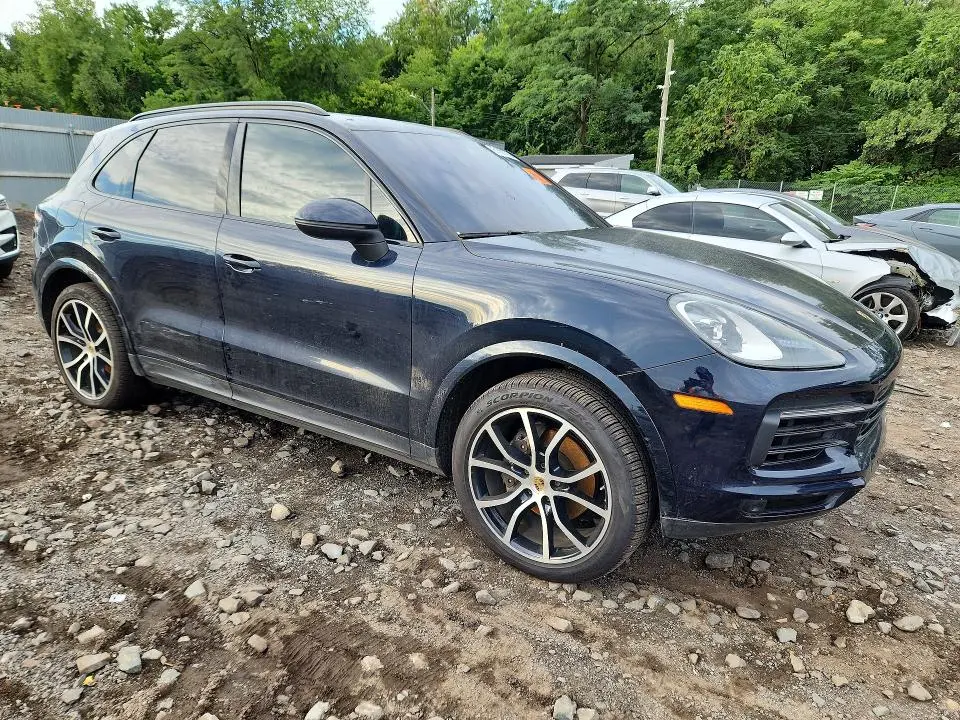 2019 PORSCHE CAYENNE   