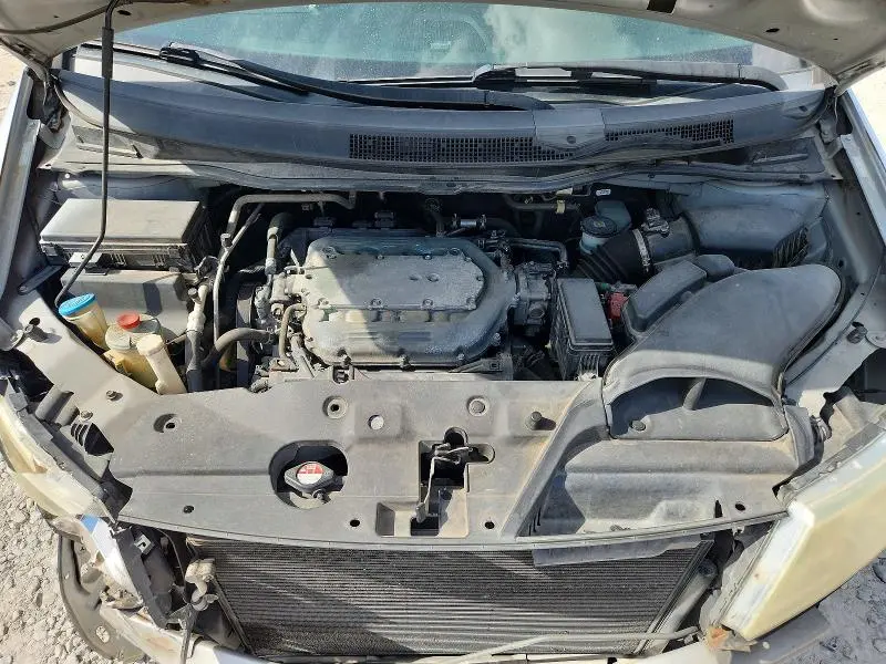 2011 HONDA ODYSSEY LX  