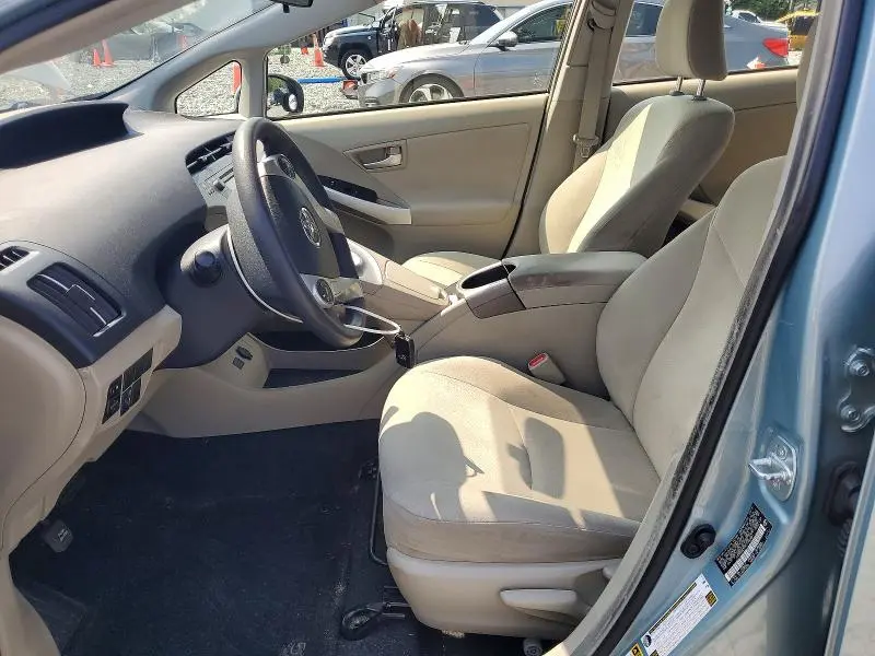 2015 TOYOTA PRIUS TWO  