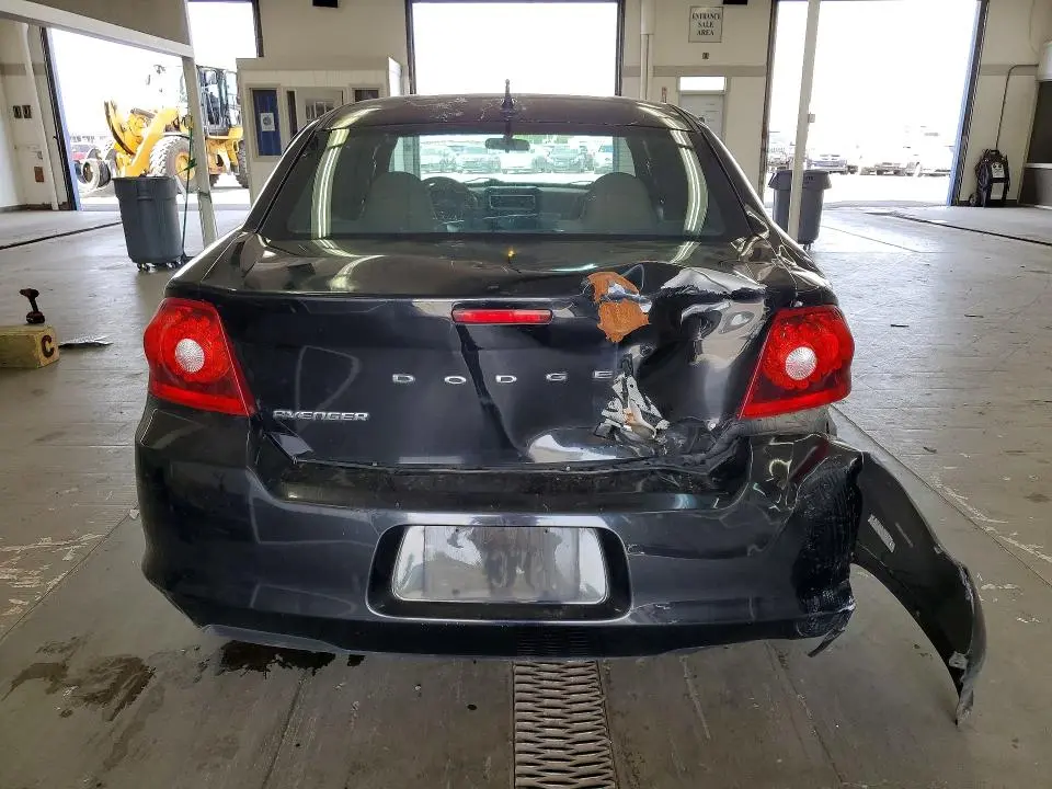 2013 DODGE AVENGER SE  