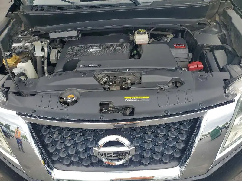 2013 NISSAN PATHFINDER S  