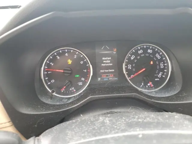 2020 TOYOTA RAV4 LE  