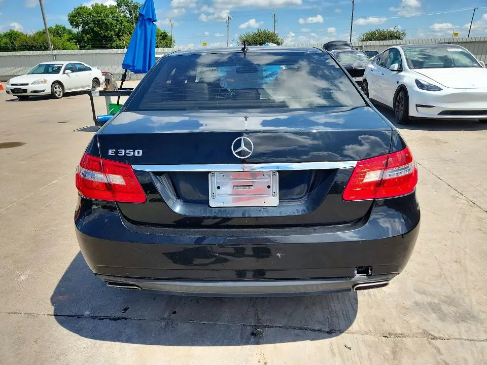 2010 MERCEDES-BENZ E 350  