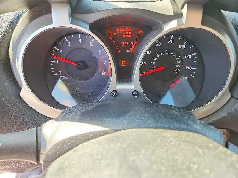 2014 NISSAN JUKE SL  