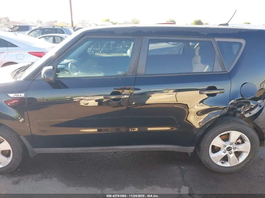 2017 KIA SOUL  