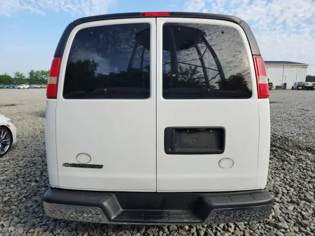 2013 CHEVROLET EXPRESS G3500 LT  