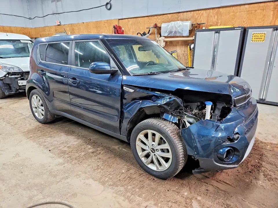 2018 KIA SOUL +  
